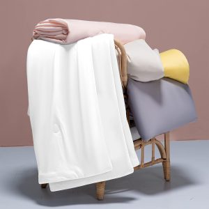 Icy Cooling Summer Blanket, Lightweight