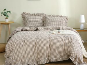 Checkered Ruffled Duvet Cover – 100% washed cotton three-piece set