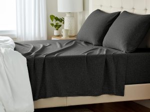 Bedding – 100% pure cotton knit fabric.