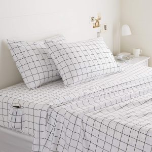 Microfiber Bedding – Soft to the touch.